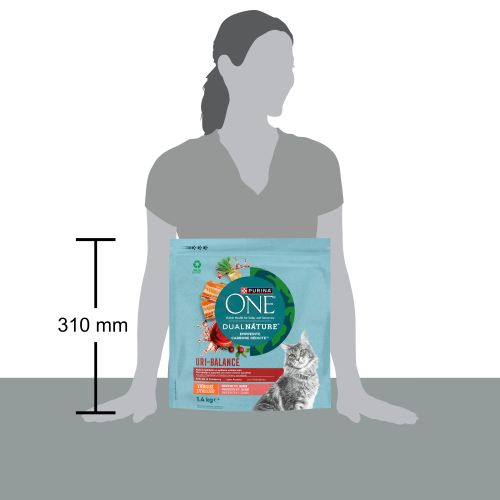 PURINA ONE® DualNature® URI-BALANCE Esterilizado con Arándano, ingrediente N°1 Salmón