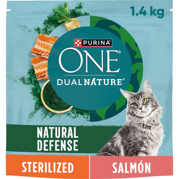 PURINA® ONE® DualNature® Gato Esterilizado Salmón y arándanos