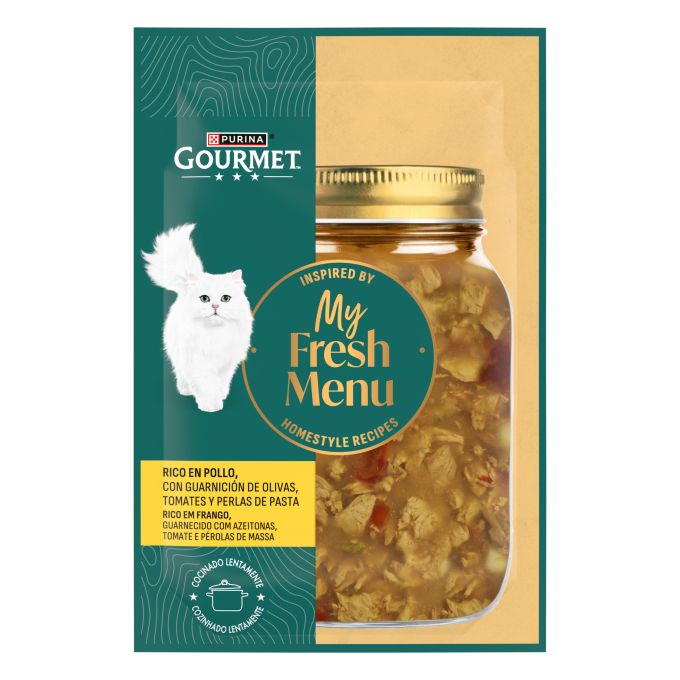PURINA® GOURMET® My Fresh Menu Rico en Pollo, con guarnición de olivas, tomates y perlas de pasta
