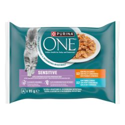 Ver PURINA® ONE® SENSITIVE Finas láminas en Salsa, Comida húmeda para gatos con Atún y Zanahorias, sobre 85g